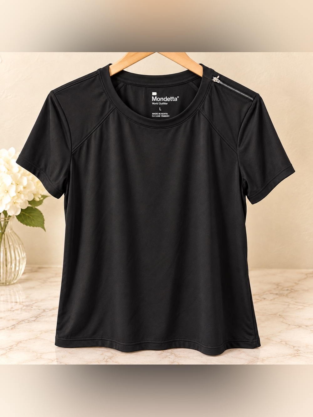 Mondetta Black Performance Athletic Top Size L